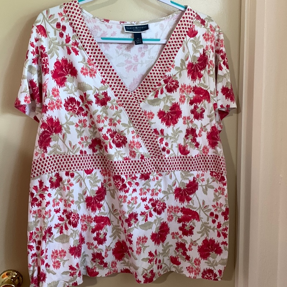 Karen Scott woman size 3X top